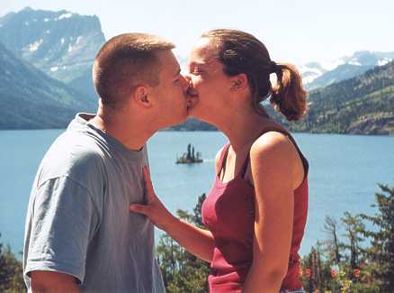 gooseis.jpg (16581 bytes)